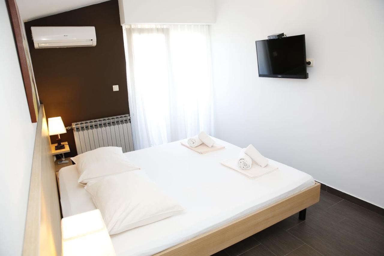 Guest House Lorenta Vodice Exterior foto