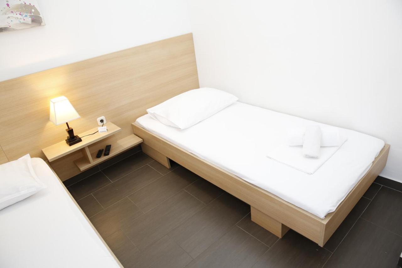 Guest House Lorenta Vodice Exterior foto